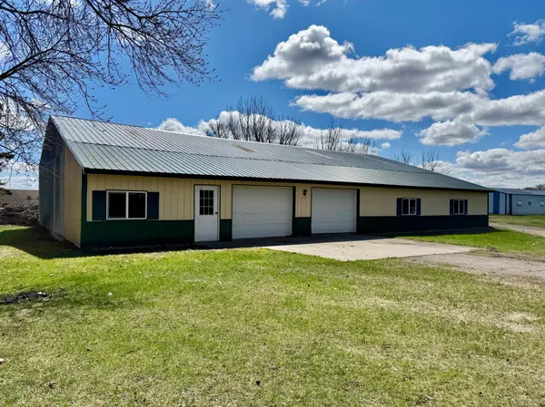 17890 County Highway 28, Pelican Rapids, MN 56572