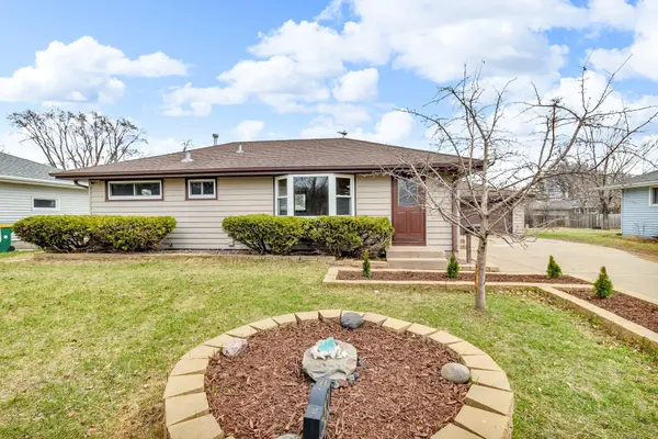 6224 Regent AVE N, Brooklyn Center, MN 55429