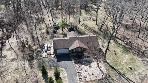 32524 Evergreen ST NW, Cambridge, MN 55008