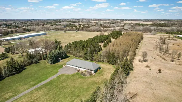 11498 Julianne AVE N, Grant, MN 55082