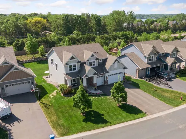 3609 Strawberry LN, Excelsior, MN 55331