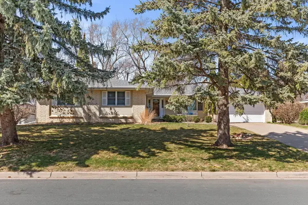 9932 Oxborough RD, Bloomington, MN 55437