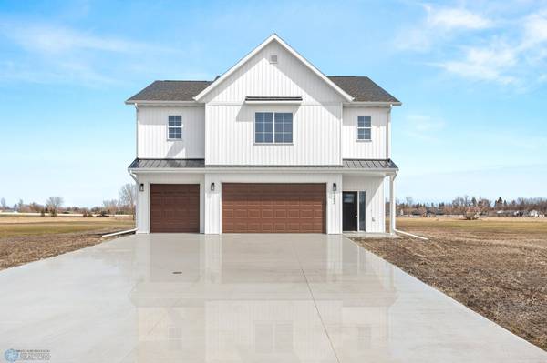 1492 Prairie LN, Wahpeton, ND 58075