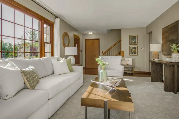 2840 Frederick ST, Maplewood, MN 55109