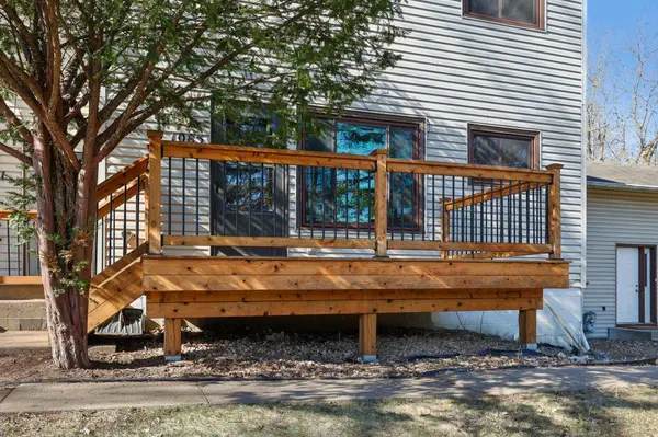 1085 6th ST SW, New Brighton, MN 55112