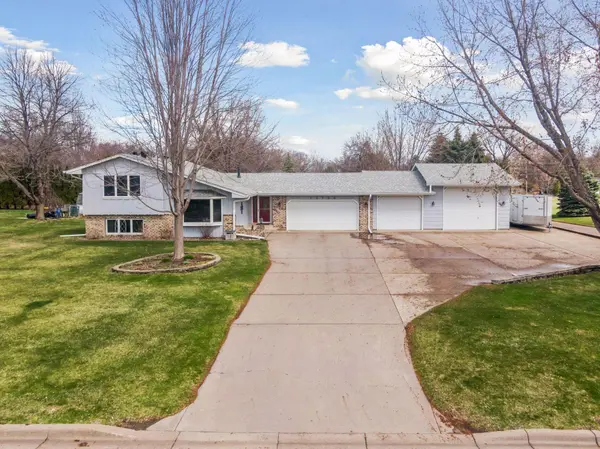 12700 Stoneridge RD,  Dayton,  MN 55327