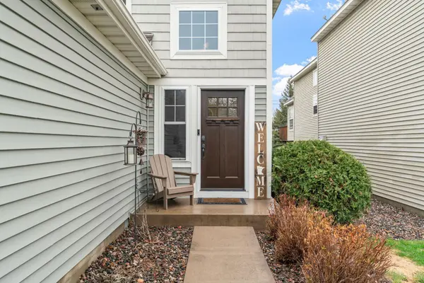 9567 Alvarado LN N, Maple Grove, MN 55311