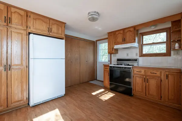 21325 Old Lake George BLVD NW, Oak Grove, MN 55303