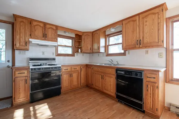 21325 Old Lake George BLVD NW, Oak Grove, MN 55303