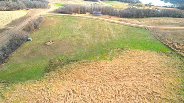 16510 Wolf Creek RD NW, Evansville, MN 56326
