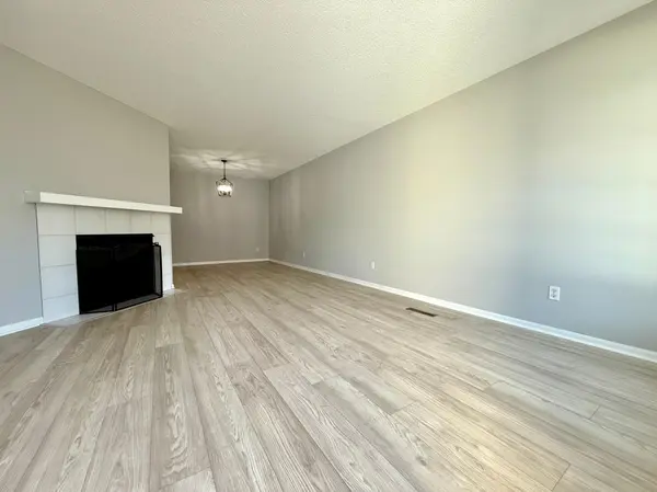 7869 Autumn Ridge AVE, Chanhassen, MN 55317
