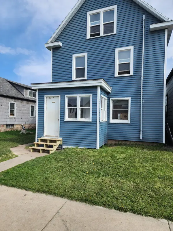 207 5th ST S, Virginia, MN 55792