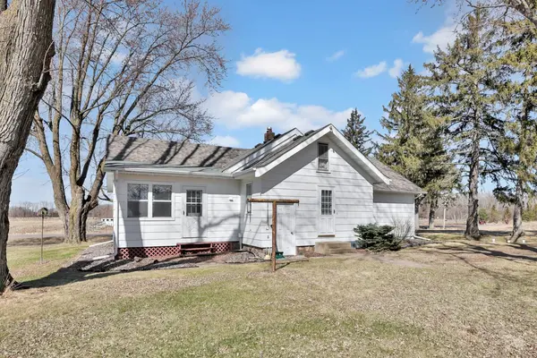 36155 Oriole AVE, Lindstrom, MN 55045