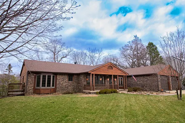 1404 Woodland DR SW, Rochester, MN 55902