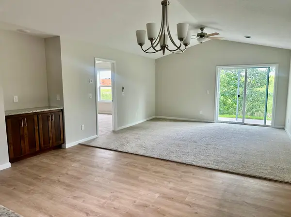 710 Cherrywood LN NE, Isanti, MN 55040