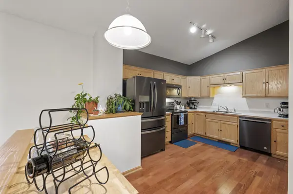 8366 Parkview AVE NE, Elk River, MN 55330