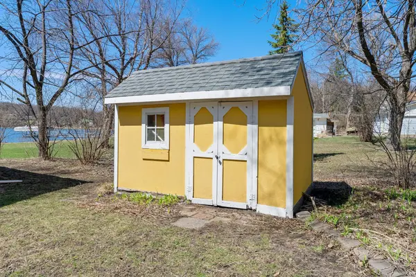 1772 Donnelly DR NW, Buffalo, MN 55313
