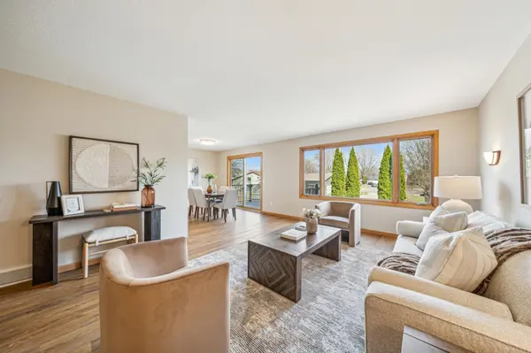 14736 Easter AVE, Apple Valley, MN 55124
