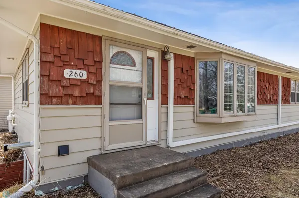 260 Maple ST, Kindred, ND 58051