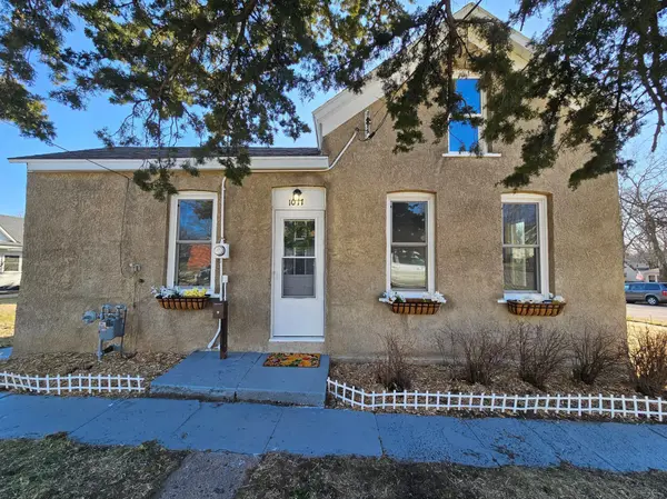 1017 1st ST N, New Ulm, MN 56073