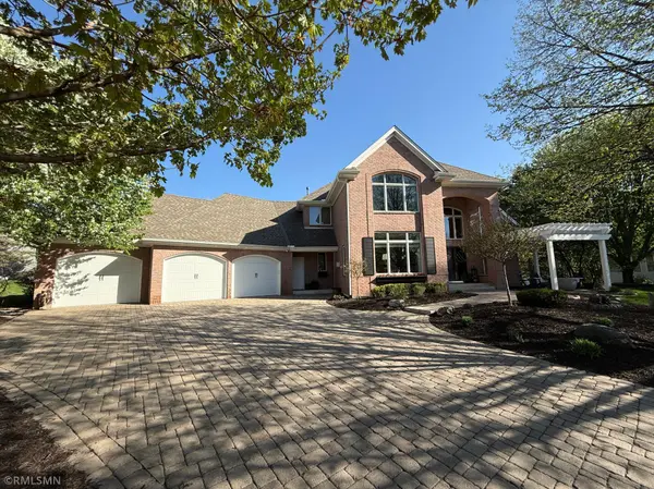18125 Jannevar CT, Lakeville, MN 55044
