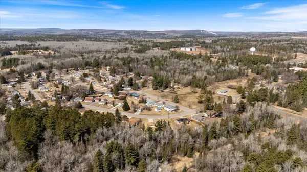 707 Arrowhead ST, Aurora, MN 55705