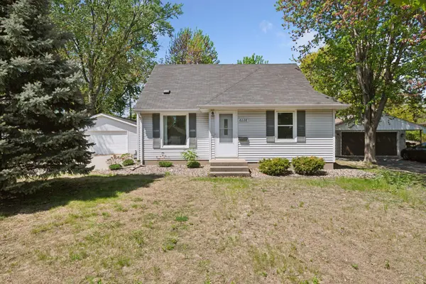 6226 James AVE S,  Richfield,  MN 55423