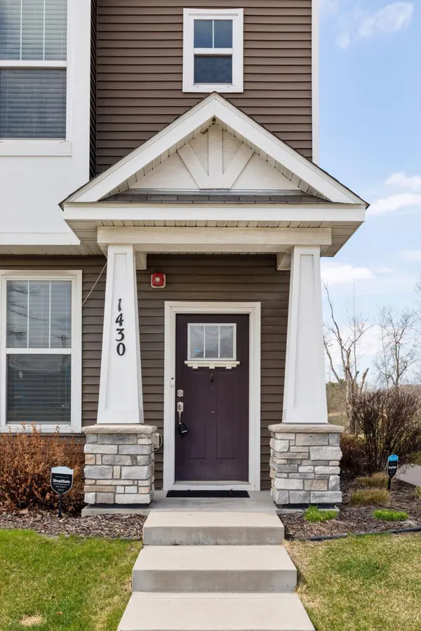 1430 Old Highway 8 NW, New Brighton, MN 55112