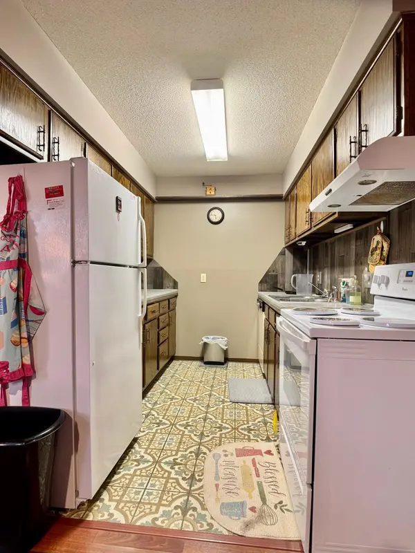 913 Abbott ST #304, Albert Lea, MN 56007
