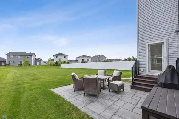 5521 8th ST W, West Fargo, ND 58078