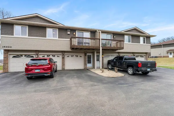 14000 44th PL N #3, Plymouth, MN 55446