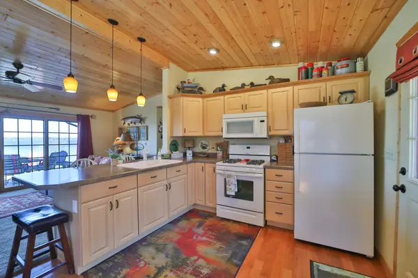 5810 Birchdale RD, Brainerd, MN 56401