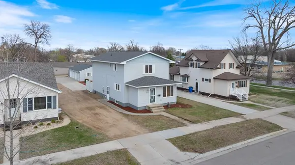 105 9th ST W, Canby, MN 56220