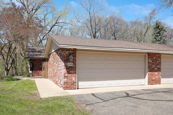 2328 Wildwood TRL, Hopkins, MN 55305