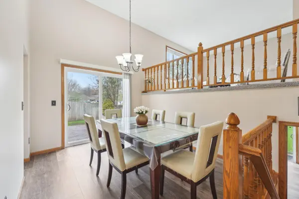 1019 Briar Creek RD, Eagan, MN 55123