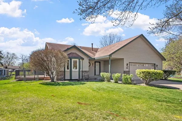 8125 122nd LN N, Champlin, MN 55316