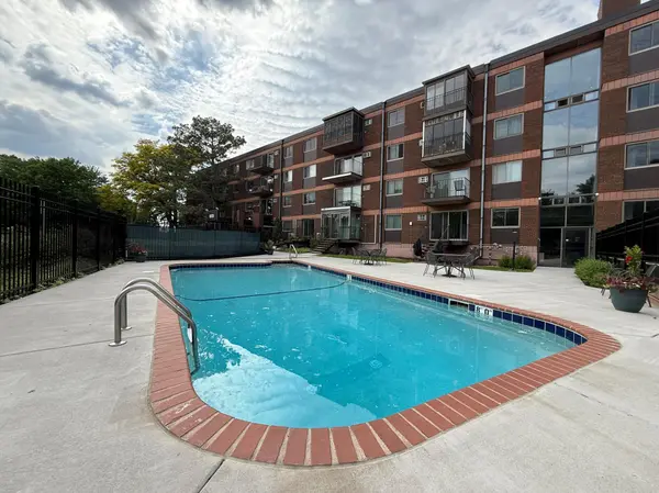 334 Cherokee AVE #407, Saint Paul, MN 55107