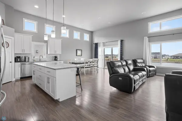 2228 10th CT W, West Fargo, ND 58078