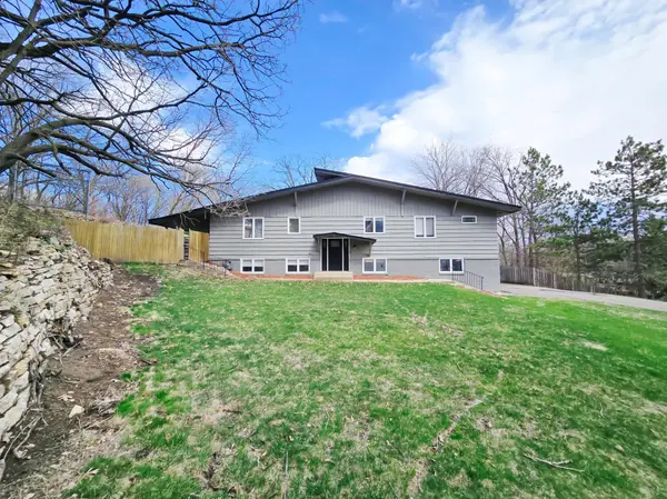 109 Shasta CT, Apple Valley, MN 55124