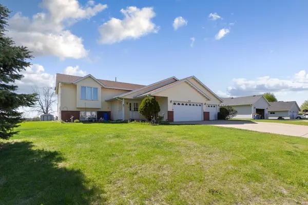1832 Patricks Bay, Faribault, MN 55021