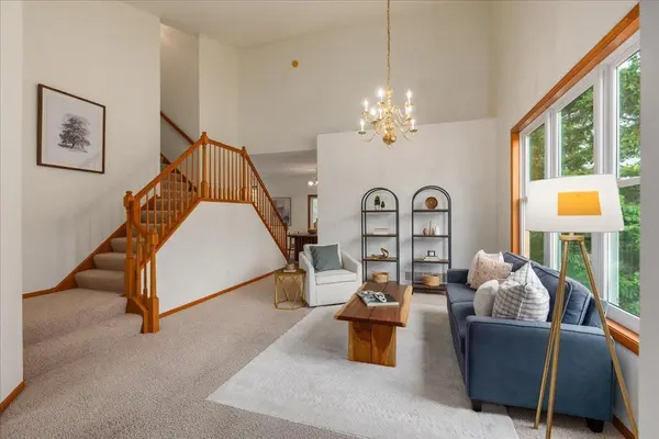1024 Legend BLVD, Stillwater, MN 55082