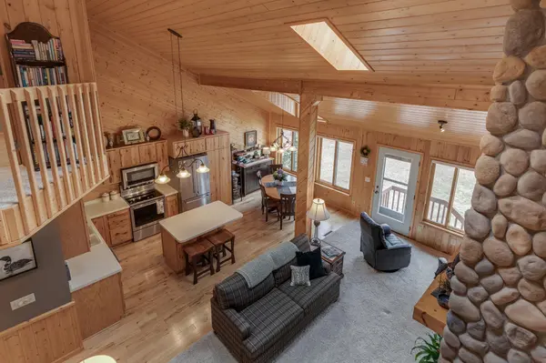 33171 Osprey CIR, Pequot Lakes, MN 56472