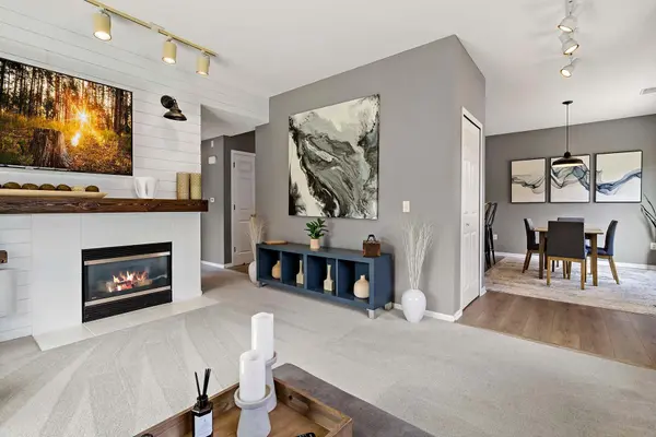 15747 France WAY #1511, Apple Valley, MN 55124