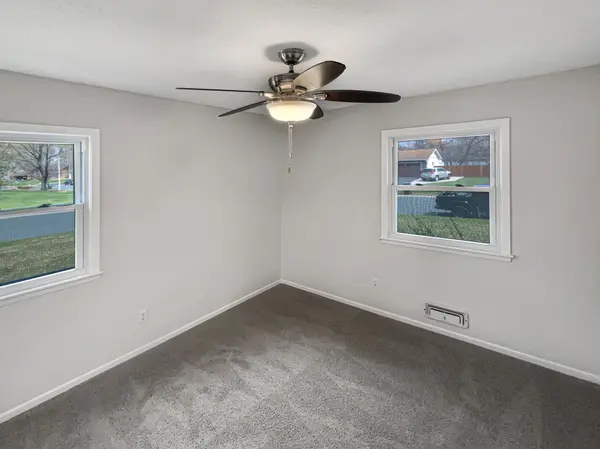 10100 Upton RD, Bloomington, MN 55431