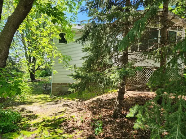 9970 Starlight DR, Woodbury, MN 55125