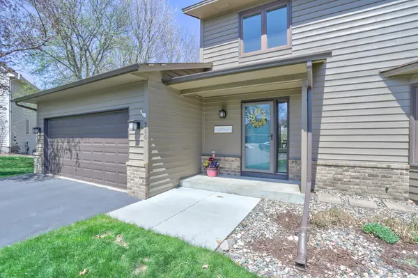 750 Saddle Wood DR, Eagan, MN 55123
