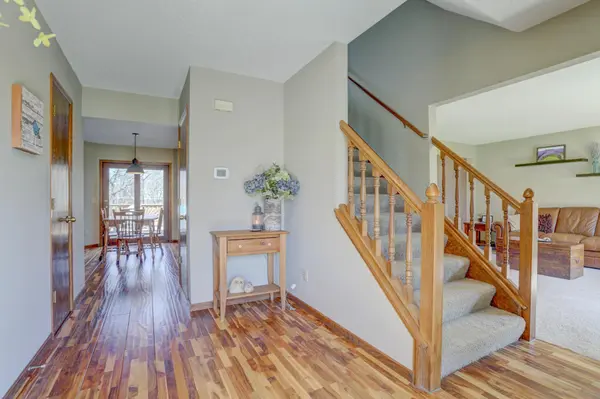 750 Saddle Wood DR, Eagan, MN 55123