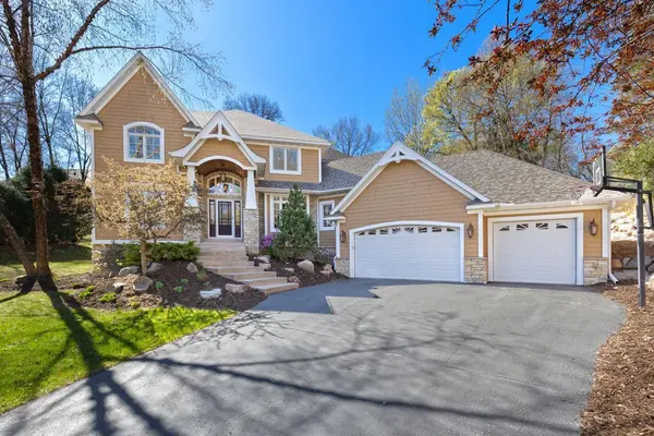 9380 Preston PL,  Eden Prairie,  MN 55347