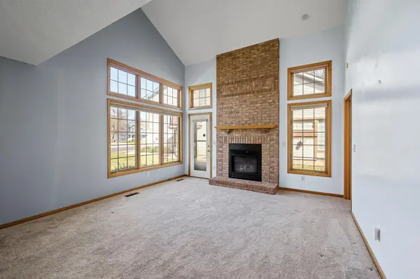 1904 Beebe RD, Maplewood, MN 55109