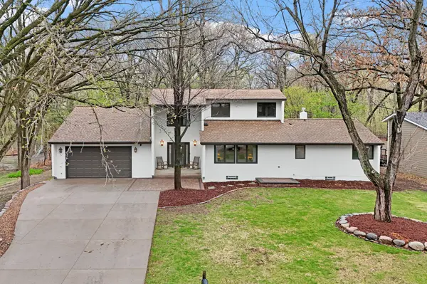 4866 Nottingham PL, Shoreview, MN 55126